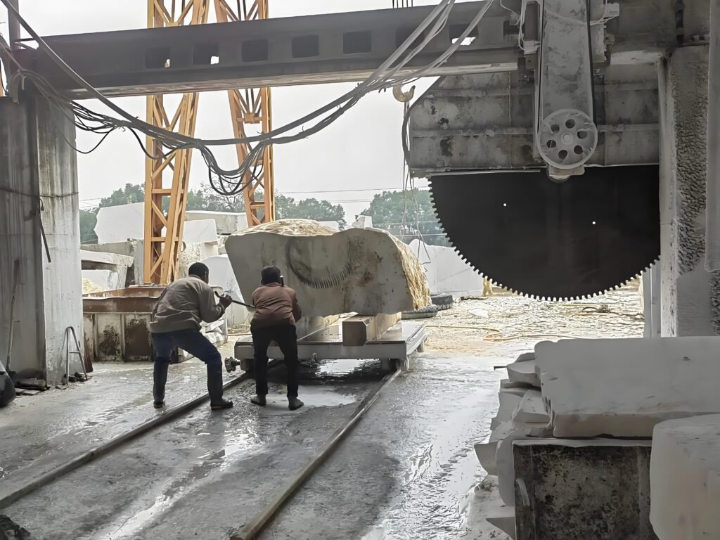 Xiamen stone furniture, marble table manufacturing, luxury stone China 